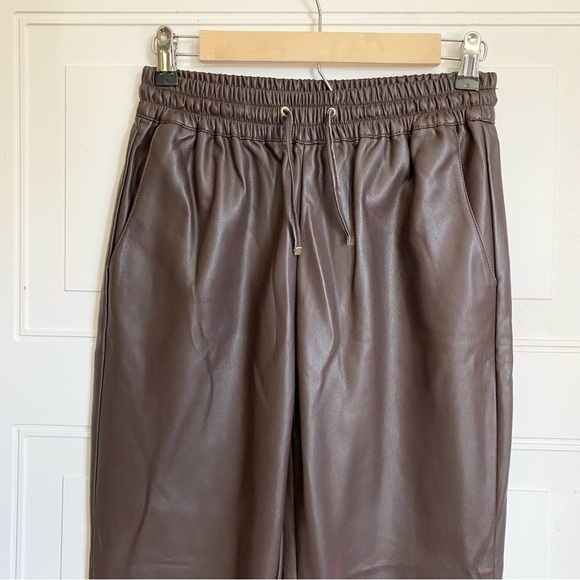 NWT Marc New York Andrew Marc Brown Vegan Faux Leather Jogger Pants XS - Picture 2 of 3